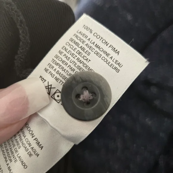 Men's Tommy Bahama Shawl Neck Sweater - Picture 5 of 6